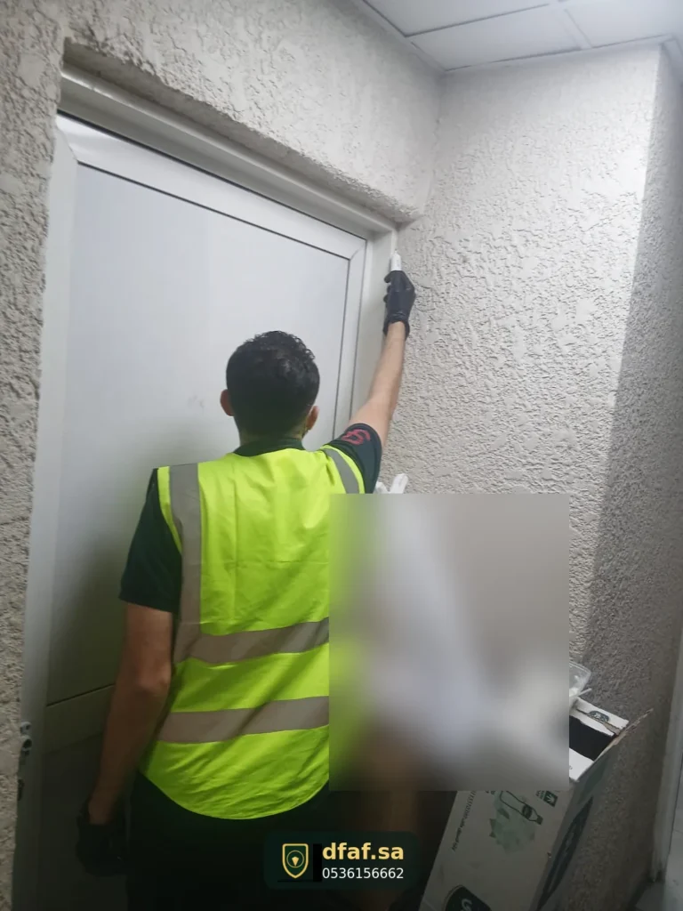 مكافحة الصراصير بالرياض — كيف نعمل؟